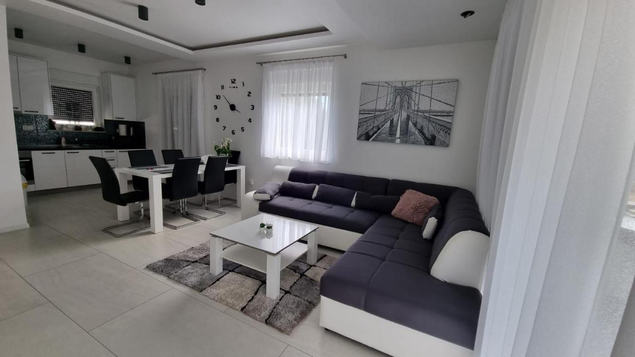 Holiday House Gavran Vodice Exterior foto